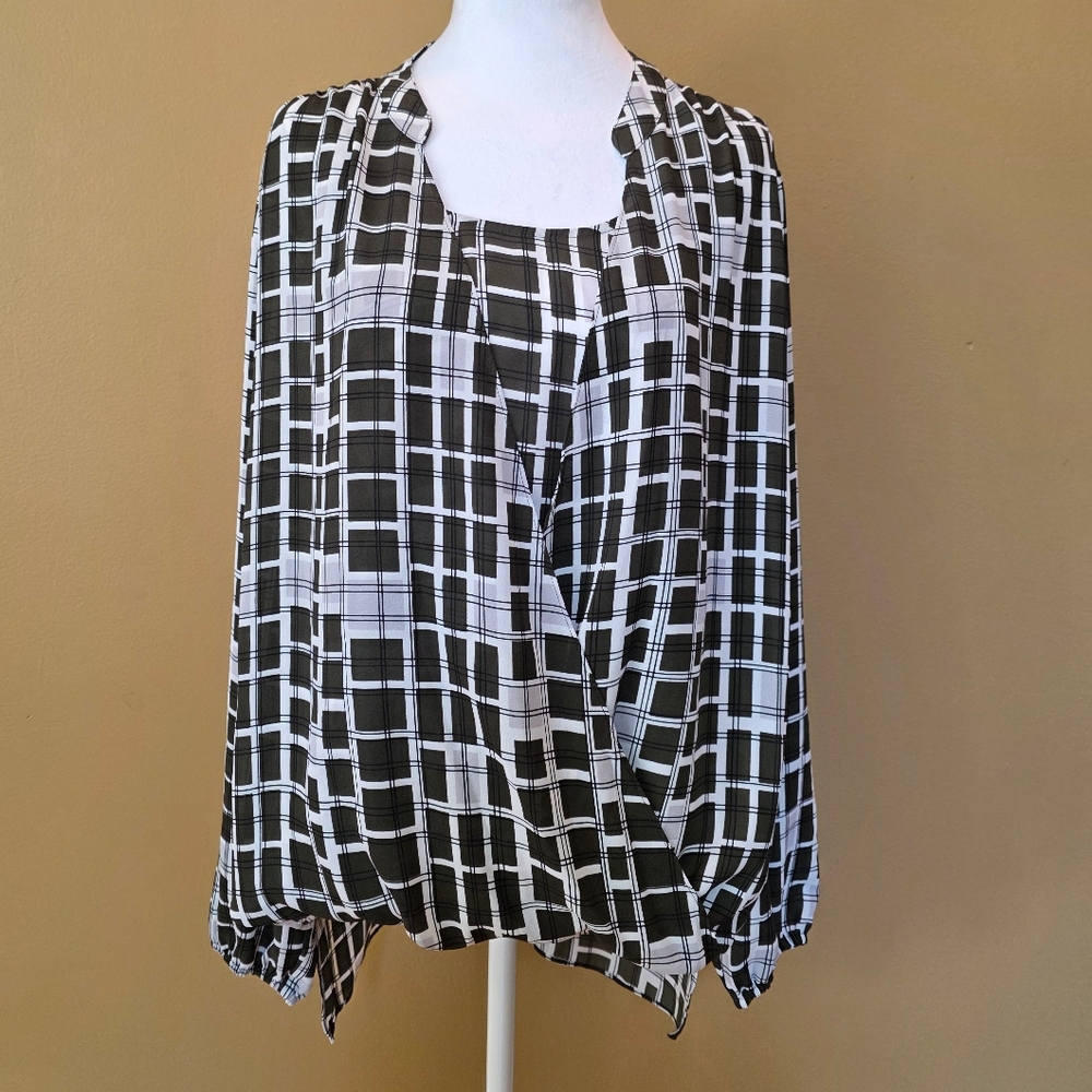 Alfani Olive, Black & White Geometric Blouse, 16W